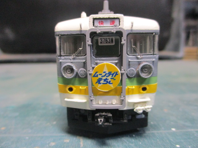 HO 165系 ムーンライトえちご M3編成 完成！ - 酒井塗装工房