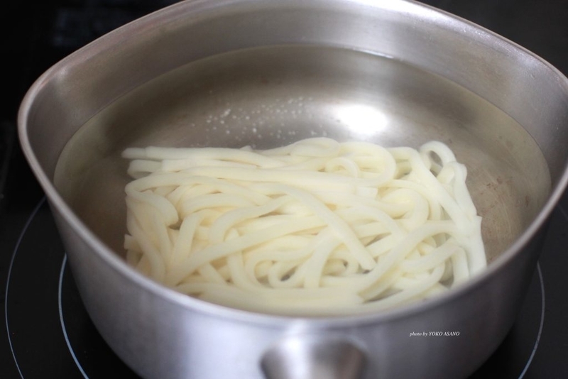 焼うどん161031うどんゆで