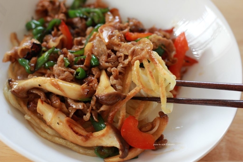 焼うどん161031横持ち上げ
