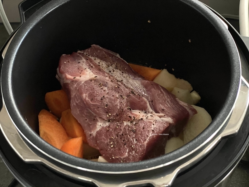 パナソニック 電気圧力鍋 SR-MP300 ローストポーク