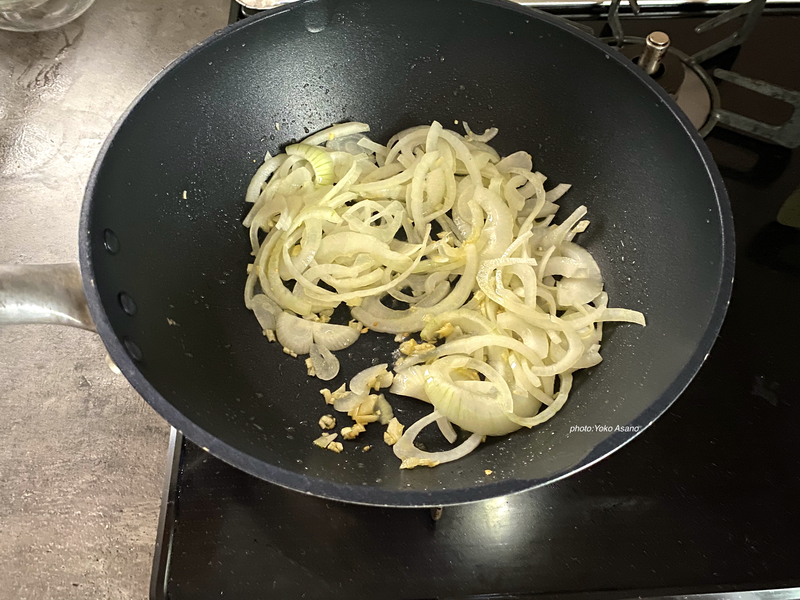 焼きナポリタンを作る画像