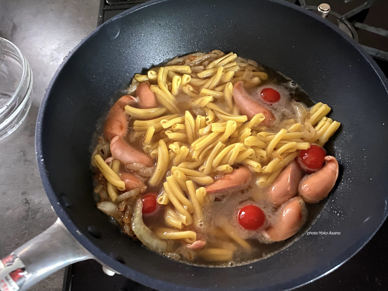 焼きナポリタンを作る画像