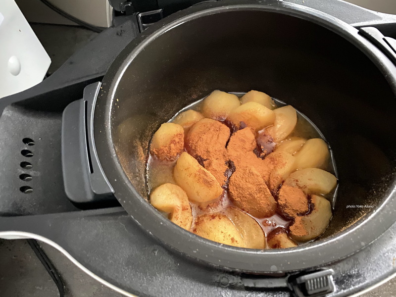 ホットクックでアップルパイ用の煮りんごを作る画像