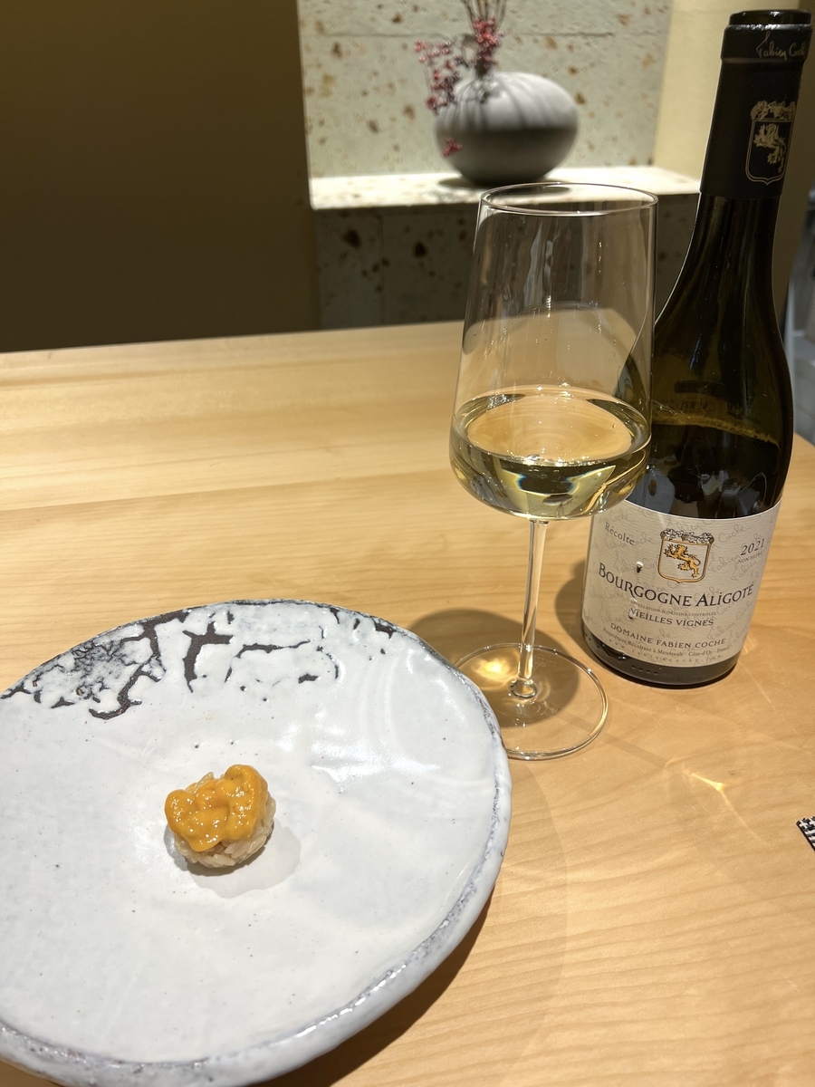 ウニの握りに合わせたブルゴーニュワイン