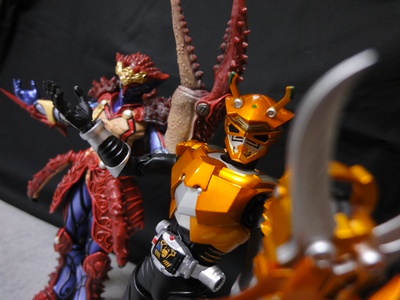 ル*チ様 S.H.フィギュアーツ　仮面ライダーシザース 中古】(本体A/箱B)S.H.フィギュアーツ 仮面ライダーシザース
