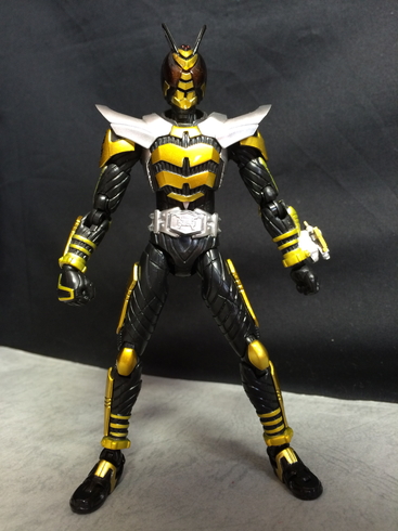 S.H.フィギュアーツ 仮面ライダーザビー 2mvetroの通販 by ドリ