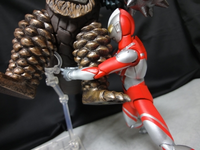 SPARK DOLLS ウルトラ怪獣DX 暴君怪獣タイラント