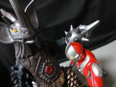 SPARK DOLLS ウルトラ怪獣DX 暴君怪獣タイラント（SDU