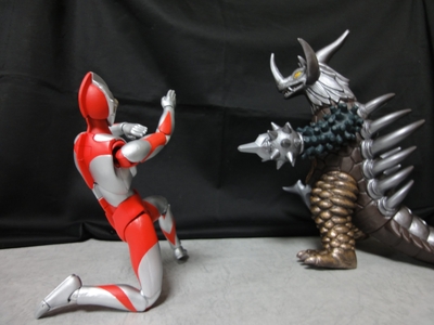 SPARK DOLLS ウルトラ怪獣DX 暴君怪獣タイラント（SDU
