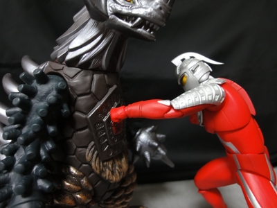 ウルトラ怪獣DX SP 暴君怪獣タイラント 2体セット Almost the real thing! Tyrant monster Tyrant & Ultraman Saga