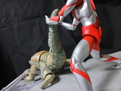 Ultra Act レッドキング レビュー - 不肖不精な置小屋 seasom2