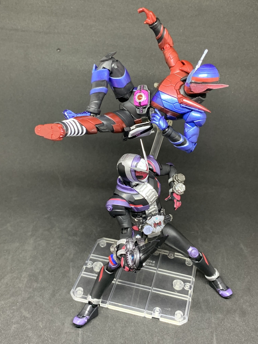 S.H.フィギュアーツ 仮面ライダーディケイド（ネオディケイドライバー