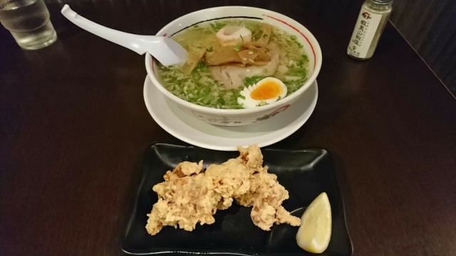 札幌駅_塩ラーメン_ザンギ