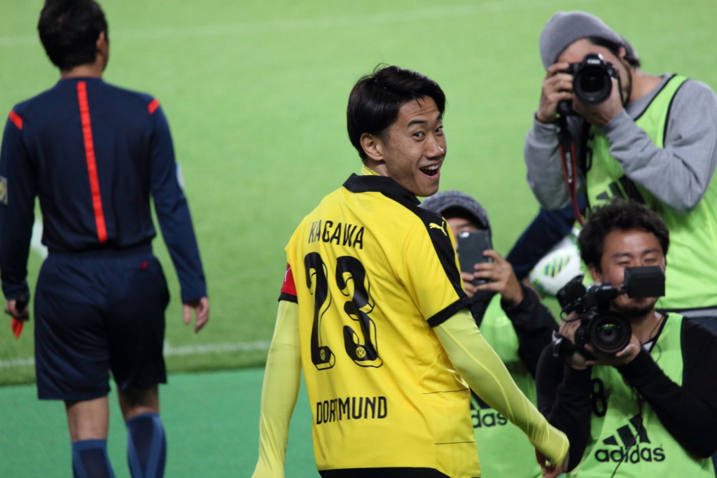 香川真司お誕生日おめでとう17 Night Walk 香川真司お誕生日おめでとう17 Night Walk