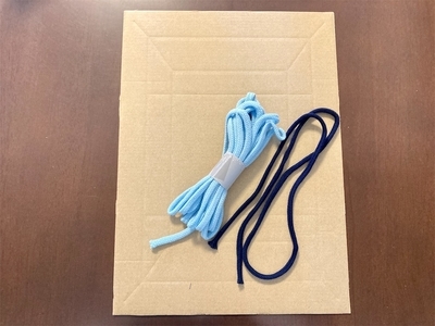 小1】蝶々結び練習ボードを使って、蝶々結びができるようになりました
