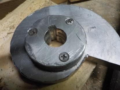 カカト落とし器のカムを作る　キー溝