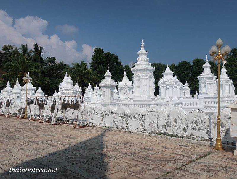 ストゥーパ 仏舎利塔 仏塔 スリランカ製