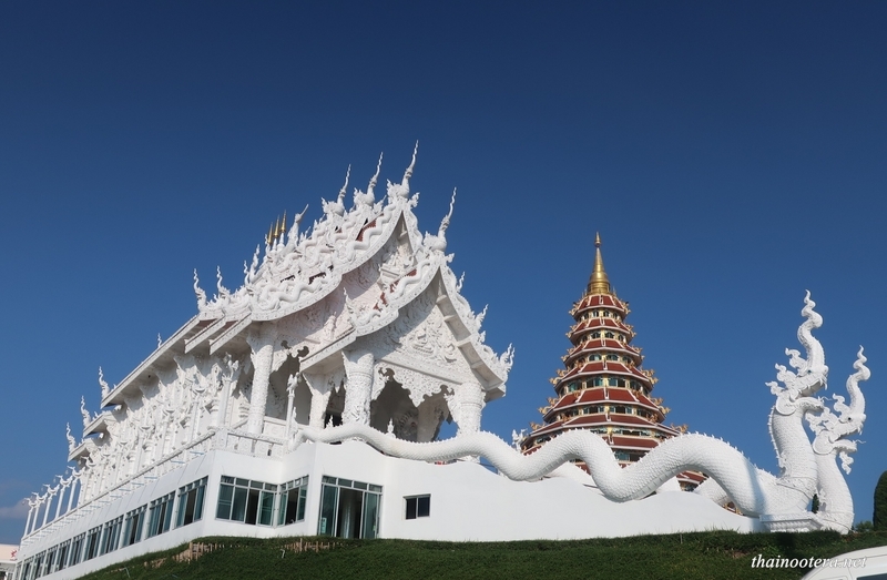 55番 丘の上に鎮座する巨大観音様のお寺（前編） - タイのお寺に魅せ