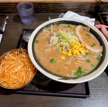 最終日の昼飯。結局地のものはちゃんと食べなかった