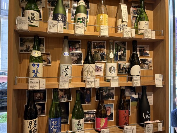 日本橋とやま館で飲める日本酒の数々