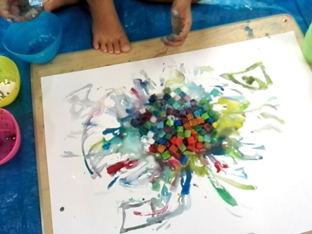 8月のアトリエレポートpart4 氷絵の具 溶けるのを楽しむその2 こども図工室ｆｕｎｆｕｎ