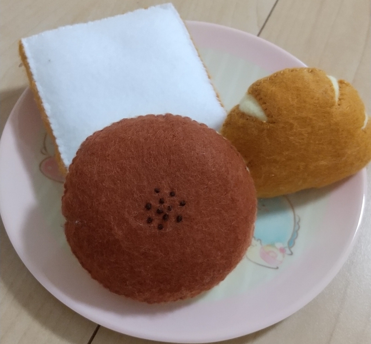 フェルトパン