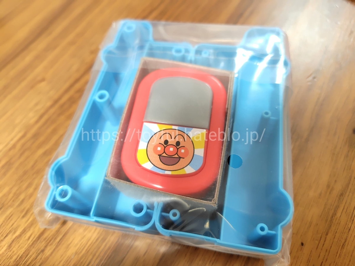 アンパンマンバスとバスボタン