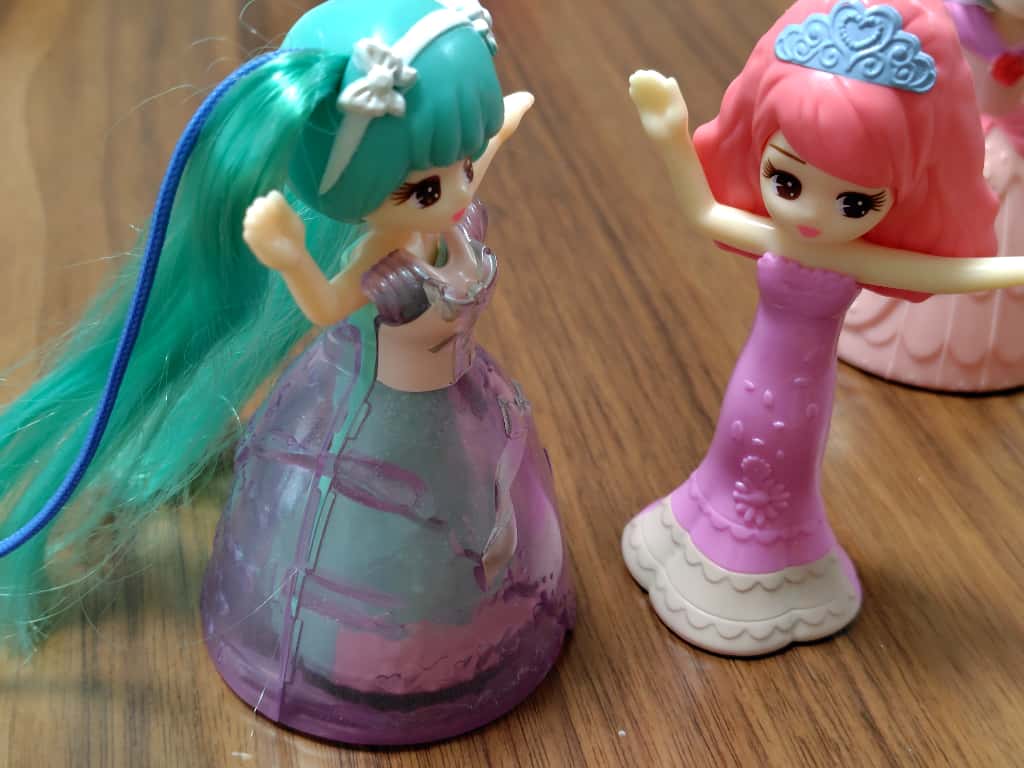 最新レビュー】ハッピーセットのリカちゃん2025のおもちゃで遊んでみた