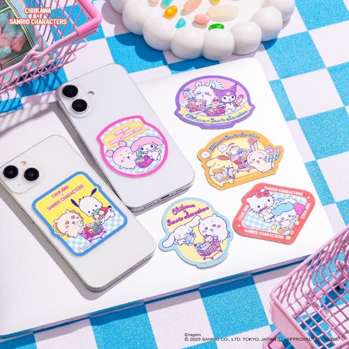 ちいかわ　サンリオキャラクターズコラボ　2025年12月12日発売　スマホに貼れるサイズのステッカー全6種