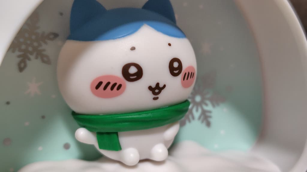 エニマイくじちいかわ F賞オーナメント ハチワレ