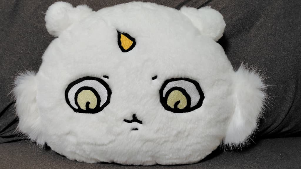 エニマイくじちいかわ D-1賞 クッション あのこのクッションを正面から撮影した画像