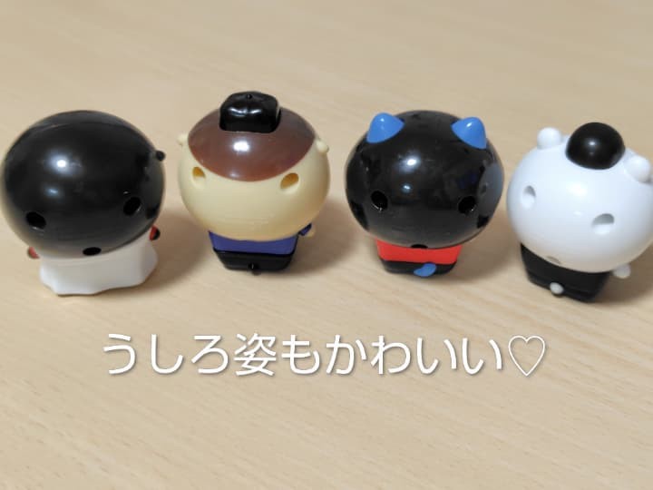 最新ハッピーセットちいかわ2026を全種コンプリート！フィギュアを一列に並べてみた画像
