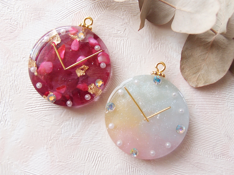 UVレジン作り方】モールドで時計チャームの作り方 - UVレジン店員が