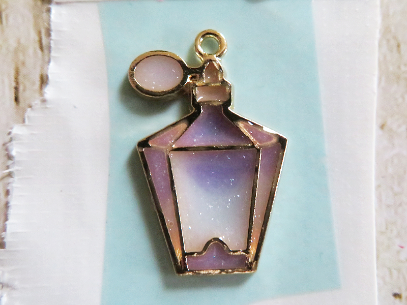 むむ様こゆきの小部屋レジンキーホルダー香水瓶