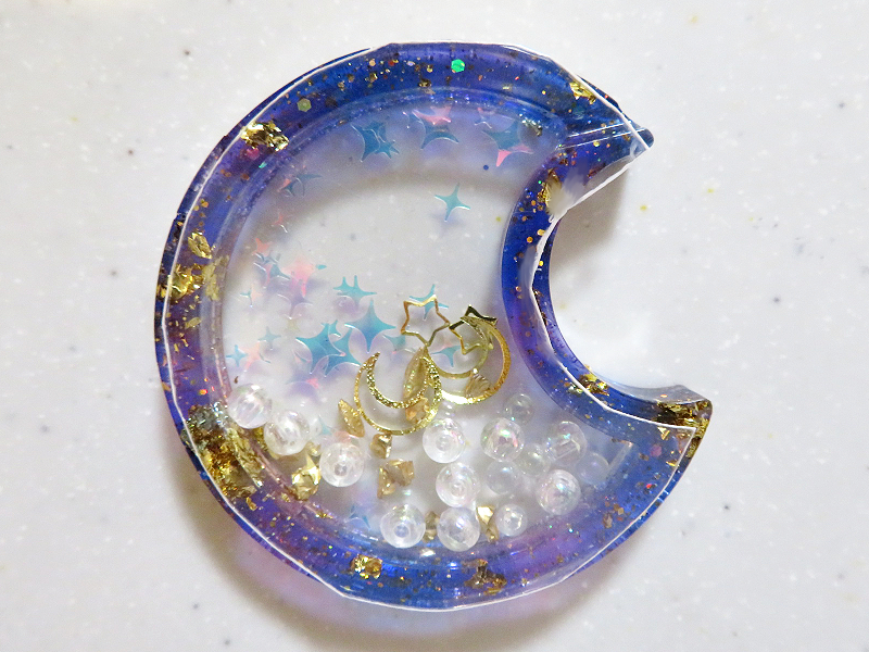 LEDレジン作り方】月のシャカシャカキーホルダー(オイル入り) - UV