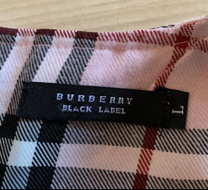 バーバリー チルドレン 子供服 BURBERRY 偽物 見分け方 子供服