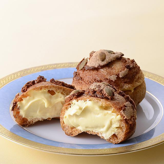 王様のプレミアムシュークリーム ハロー苺のデコレーション(チョコ)5
