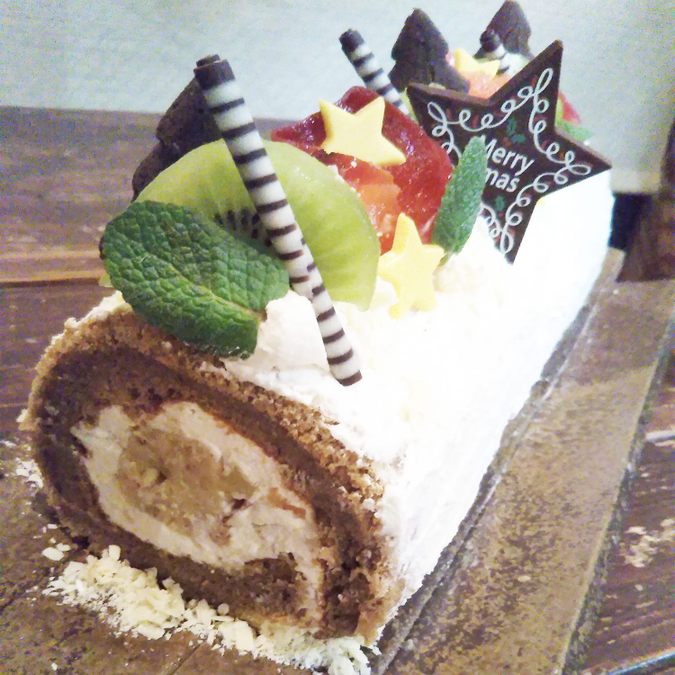 お芋クリーム入りロールケーキ 20cm