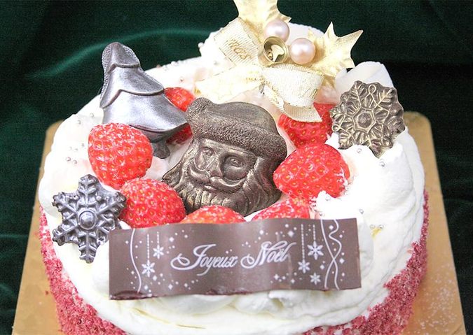 チョコレート飾りショートケーキ
