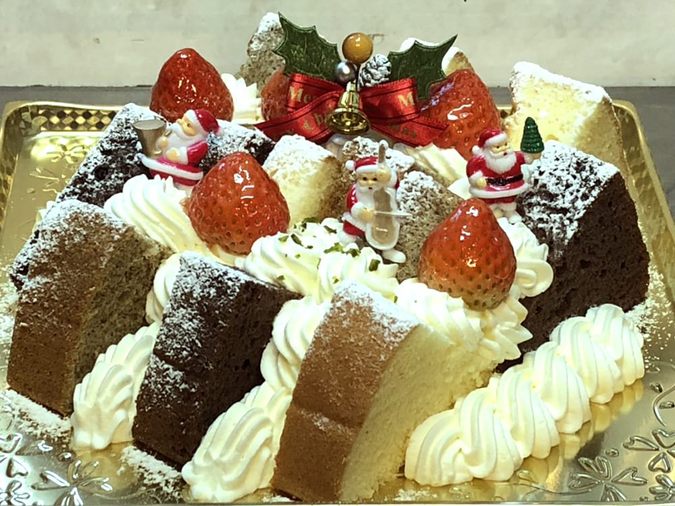 シフォンの上のクリスマスパーティー