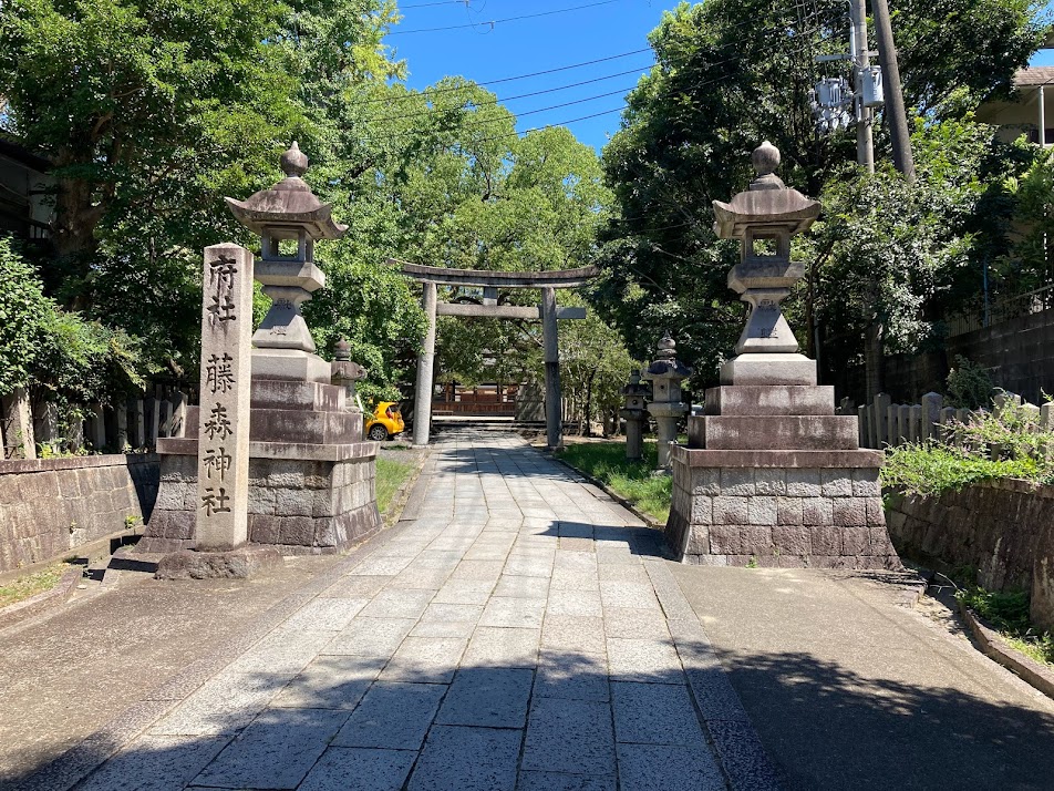 桃山行く前に藤森神社参拝