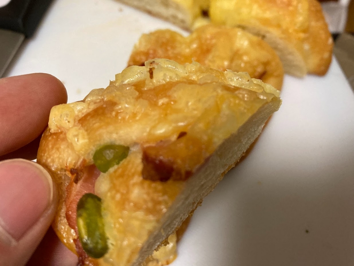 ブーランジェリー ガロパンの枝豆ベーコンチーズ