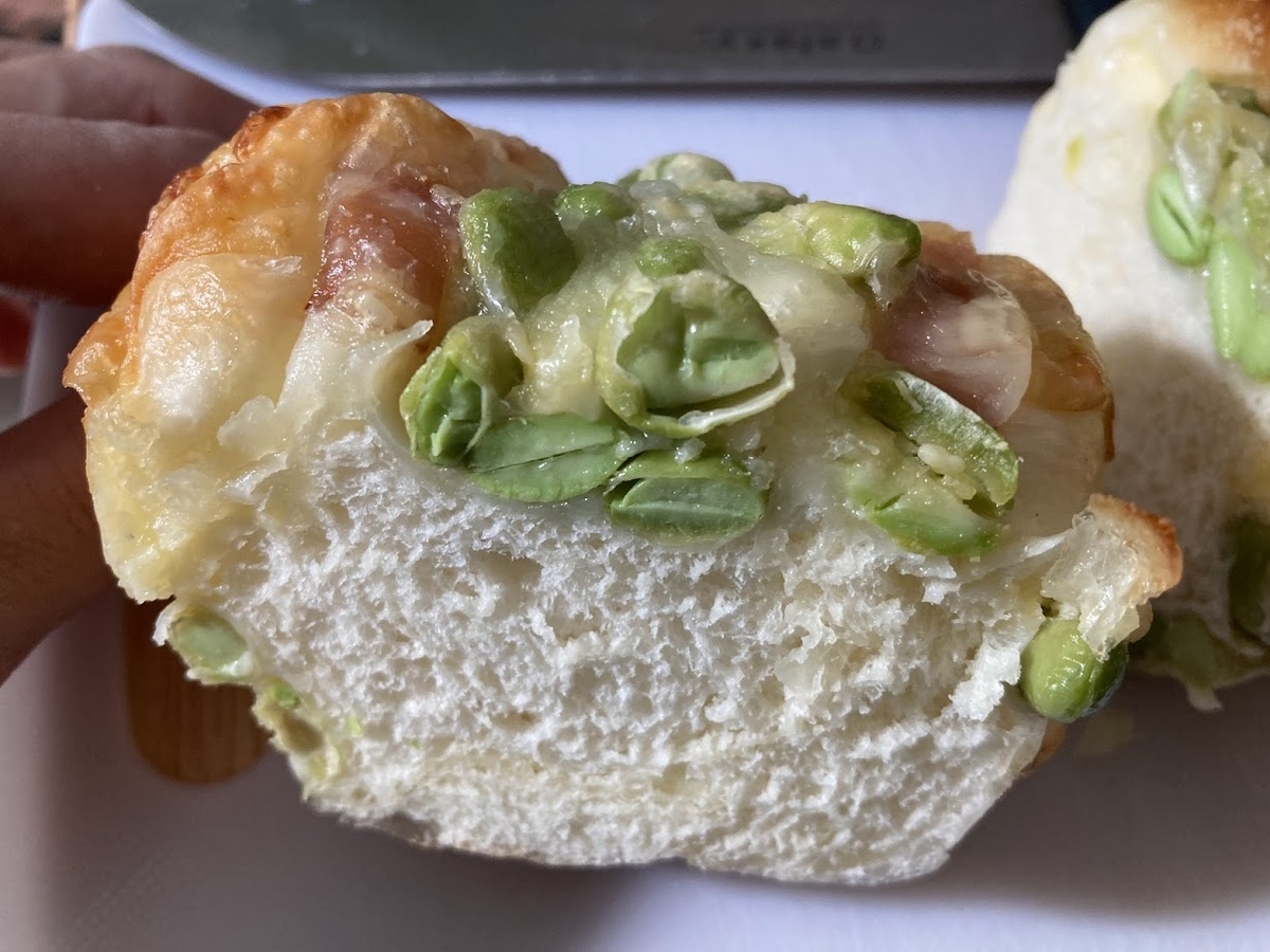 お酒のお供はこれでOK【枝豆チーズのブレッド】