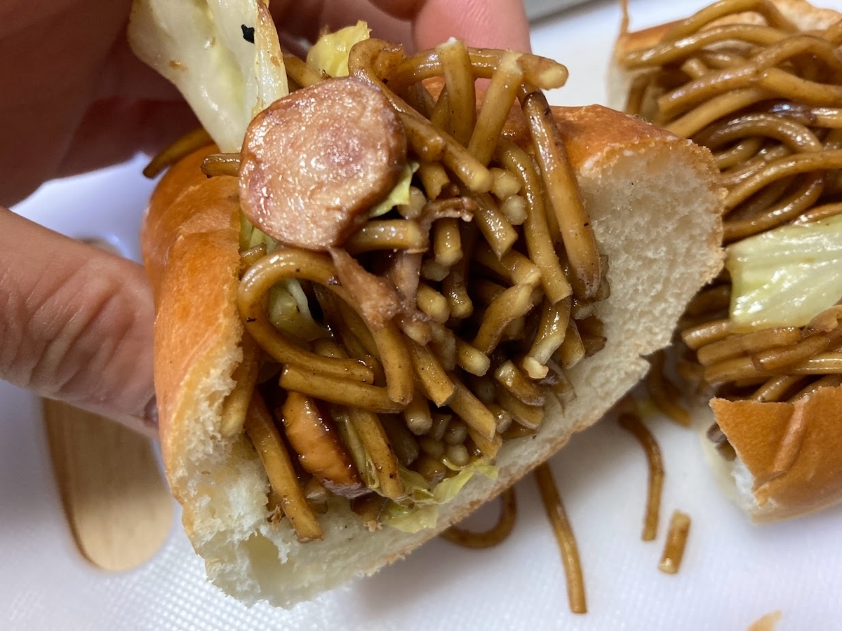 焼きそばパン
