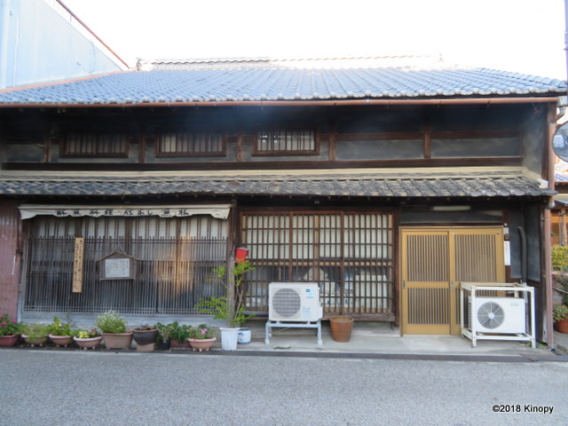 f:id:atsushi912:20181108001609j:plain