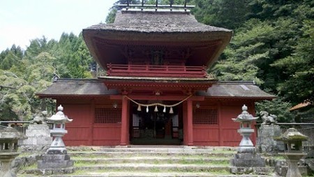 こちらが本当のお社