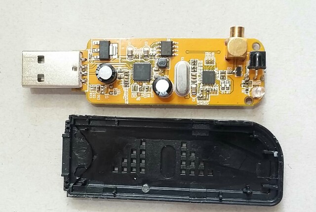 Runo 様用 SDRラジオ 受信セット。PC+SDR（USBドングル） Amazon | SDR