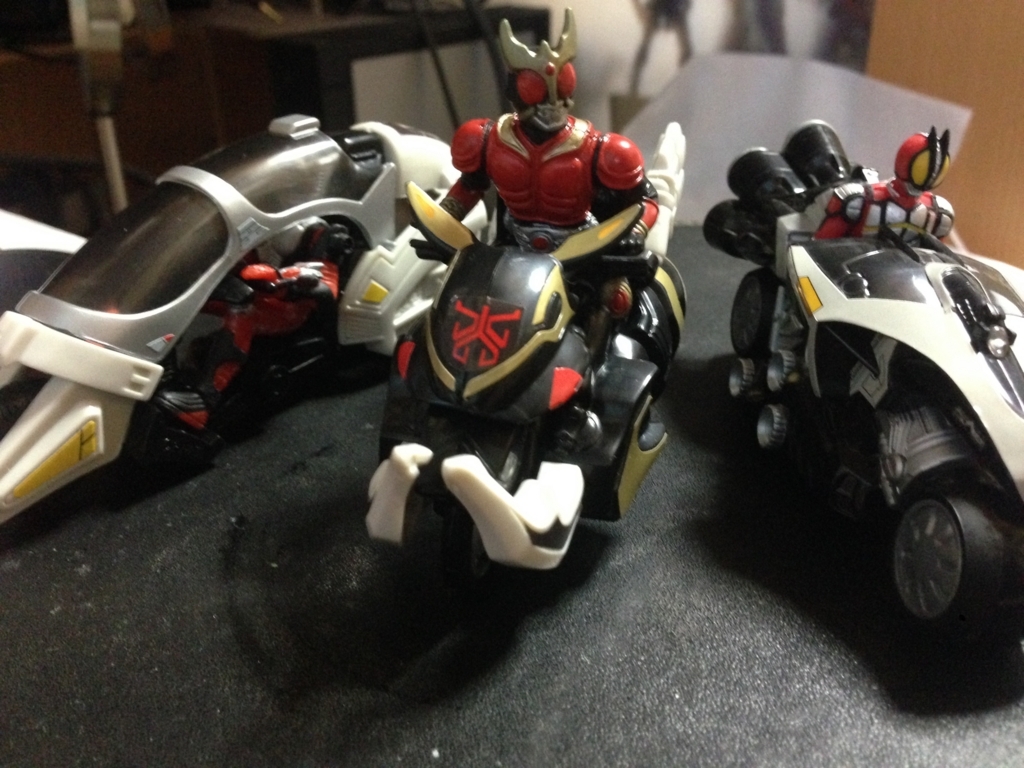 仮面ライダーファイズ(ブラスターフォーム)ジェットスライガー　ザ・ライダーマシン 最強ボリューム!? 装動にジェットスライガー登場! タイクーン