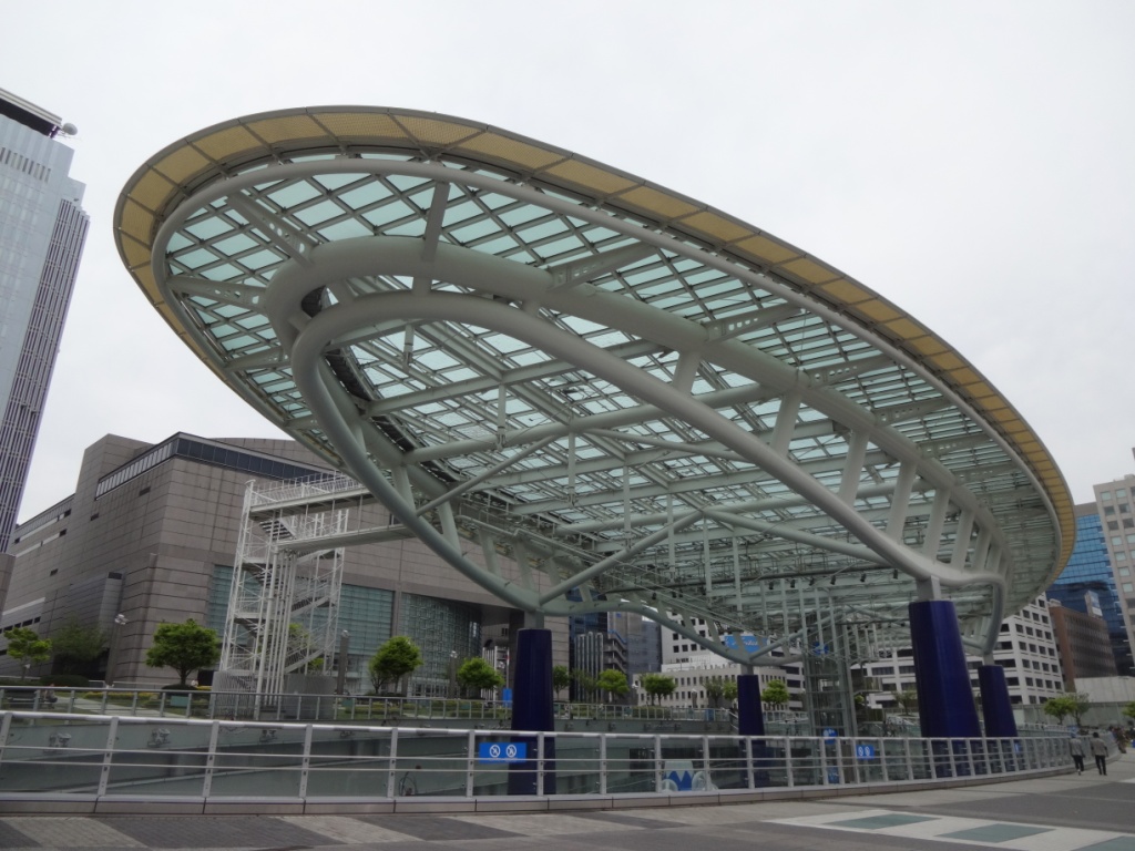 No 97 透き通る建物 名古屋市東区 オアシス21 布池教会 建築遺産のlog No 97 透き通る建物 名古屋市東区 オアシス21 布池教会 建築遺産のlog
