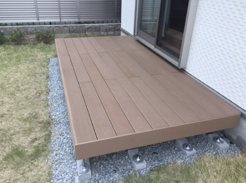 幕板を貼る